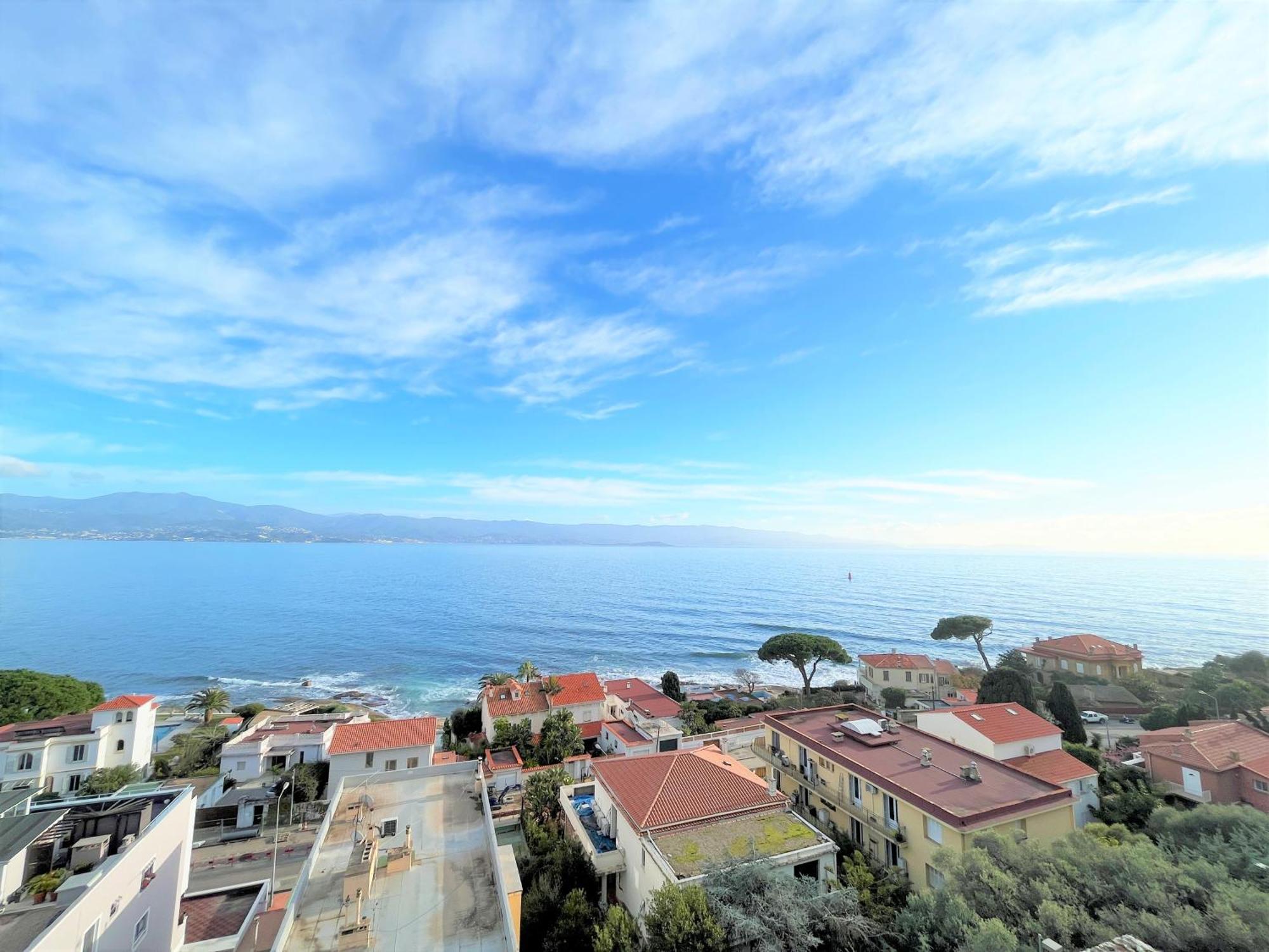 Appartement Vue Mer Carmino Ajaccio Ajaccio  Extérieur photo