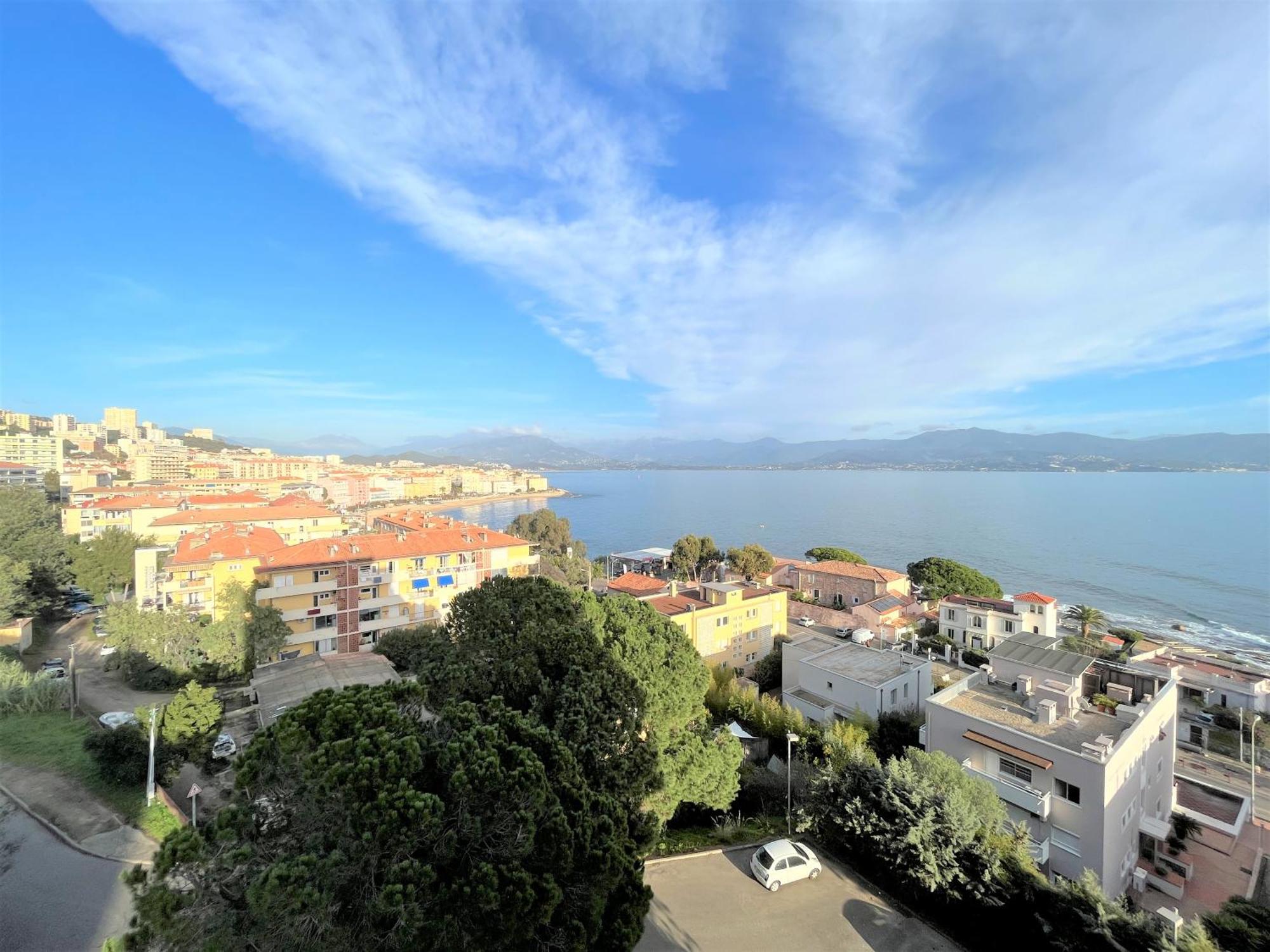 Appartement Vue Mer Carmino Ajaccio Ajaccio  Extérieur photo